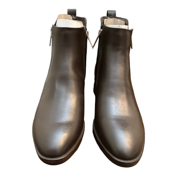 CALVIN KLEIN Women's Deniece Block Heel Ankle Booties in brown - Picture 3 of 14